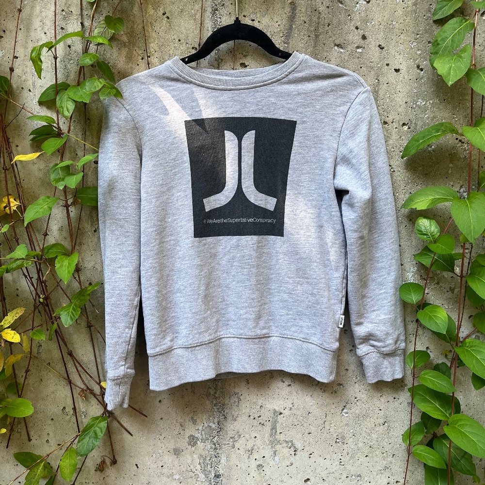 โจ3 for $50โจ WeSC Icon Crewneck Unisex Tween Sweatshirt, Medium 10